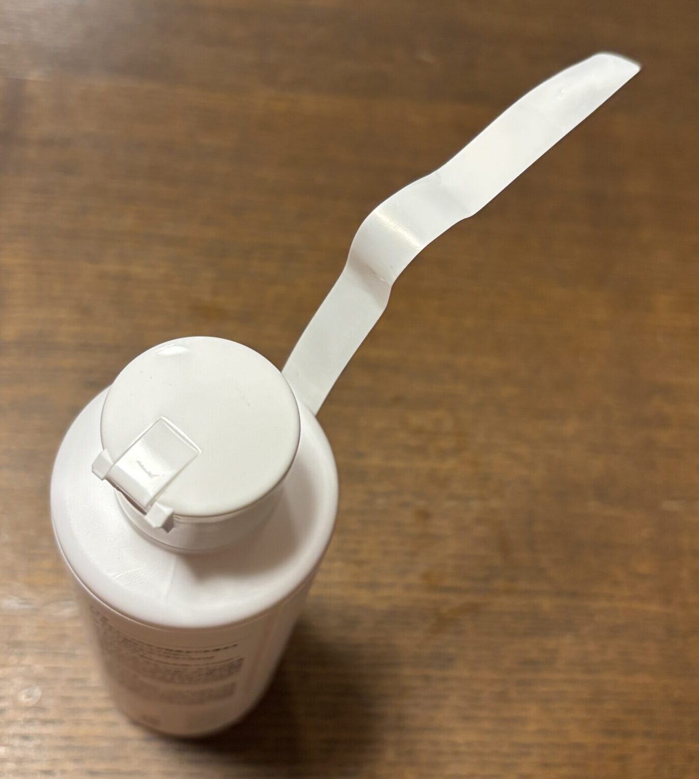 封印テープをはがした洗浄剤